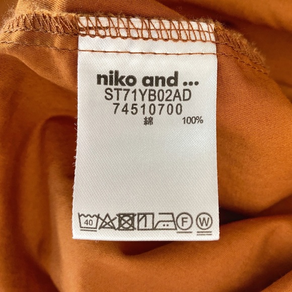 niko and… Deep Orange Tie-Sleeve Square Neck Blouse - Picture 11 of 14